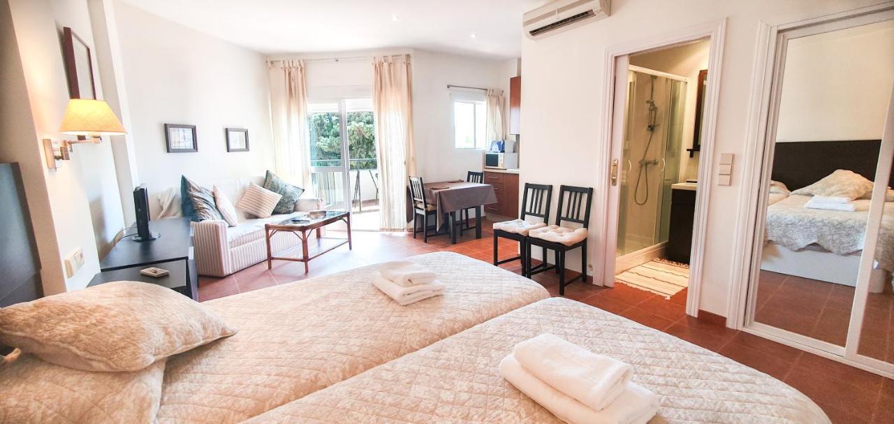 Skol 329 - Spacious Beachfront With Sea Views Appartement *